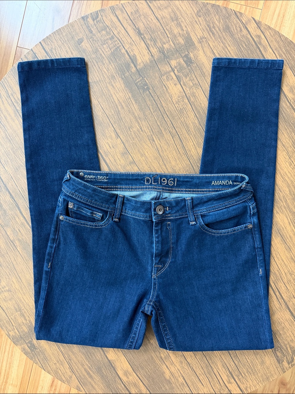 DL1961 Amanda Skinny Jeans Twilight Dark Wash Size 30 4-Way Stretch